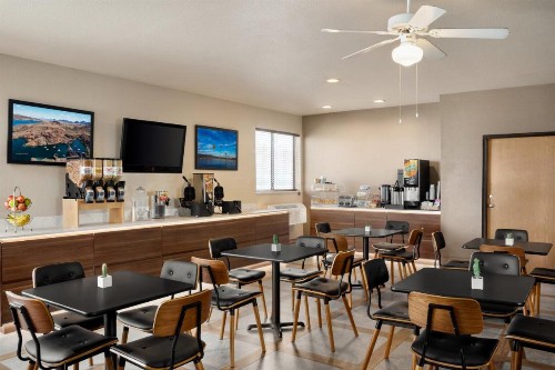 Travelodge by Wyndham Lake Havasu - image 35