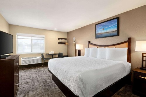 Travelodge by Wyndham Lake Havasu - image 42