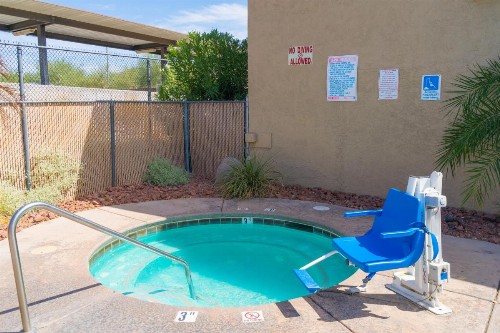 Days Inn by Wyndham Lake Havasu - image 16