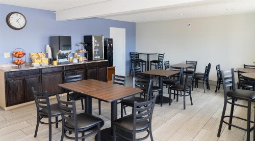 Days Inn by Wyndham Lake Havasu - image 18