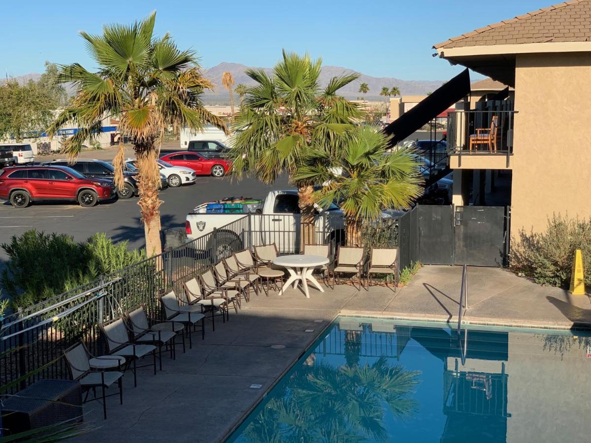 Days Inn by Wyndham Lake Havasu - image 3