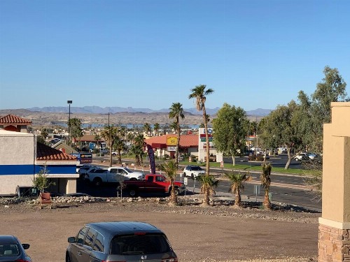 Days Inn by Wyndham Lake Havasu - image 5