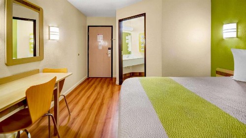 Motel 6-Lake Havasu AZ - Lakeside - image 10