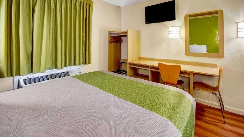 Motel 6-Lake Havasu AZ - Lakeside - image 7