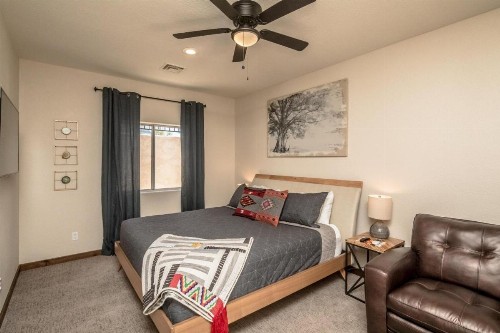 Pet Friendly - Sleeps 23 - Two Casitas - Amazing Yard - Heated Pool & Spa - Shoshone - image 18