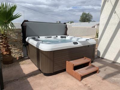 Pet Friendly - Sleeps 23 - Two Casitas - Amazing Yard - Heated Pool & Spa - Shoshone - image 4