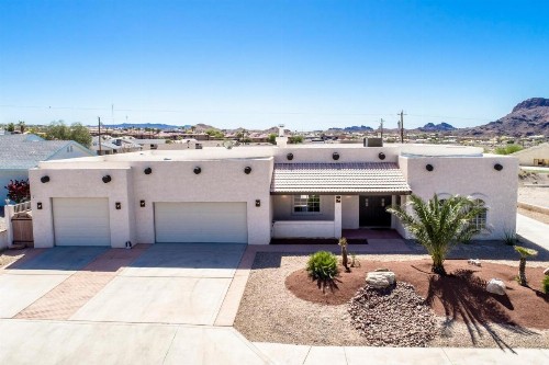 Pet Friendly - Sleeps 23 - Two Casitas - Amazing Yard - Heated Pool & Spa - Shoshone - image 7