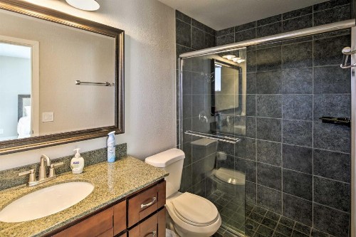 Pristine Modern Lake Havasu City Home with Pvt Pool - image 11
