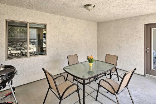 Modern Home - Walk to Lake Havasu and London Bridge! - image 7