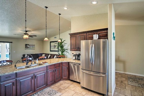 Lake Havasu City Home with Pool Hot Tub and Mtn Views - image 11
