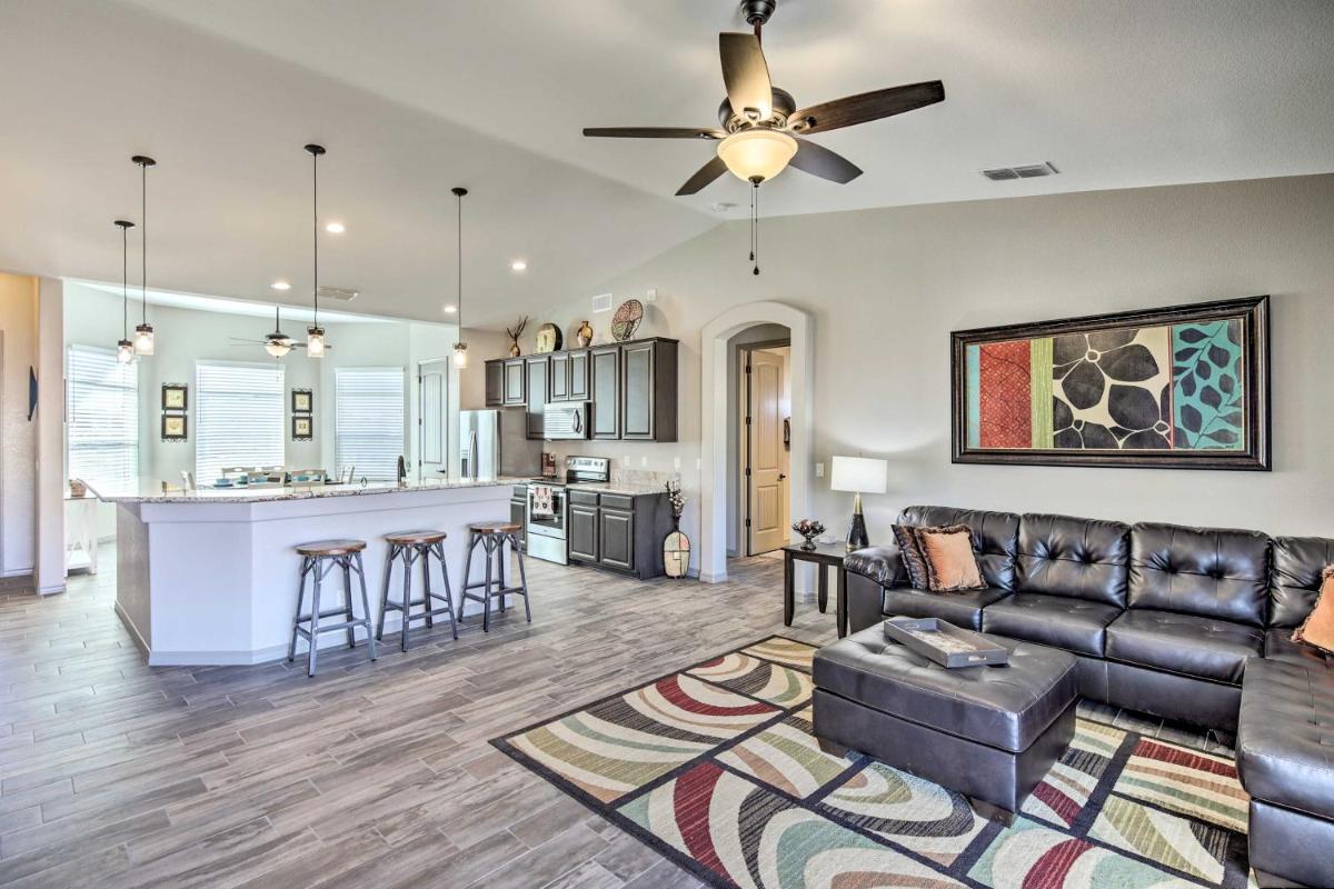 Upscale Havasu Home - Private Pool RV Garage - main image