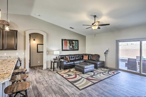 Upscale Havasu Home - Private Pool RV Garage - image 11