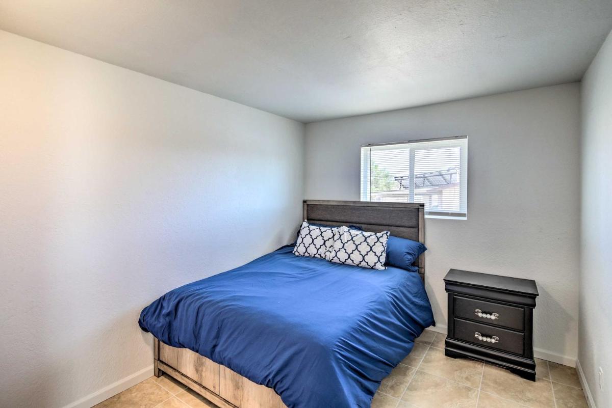 Pet-Friendly Lake Havasu Home with Pool and Backyard - image 7