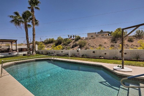 'Havasu Down Under' Family Condo with Pool and Hot Tub - image 12