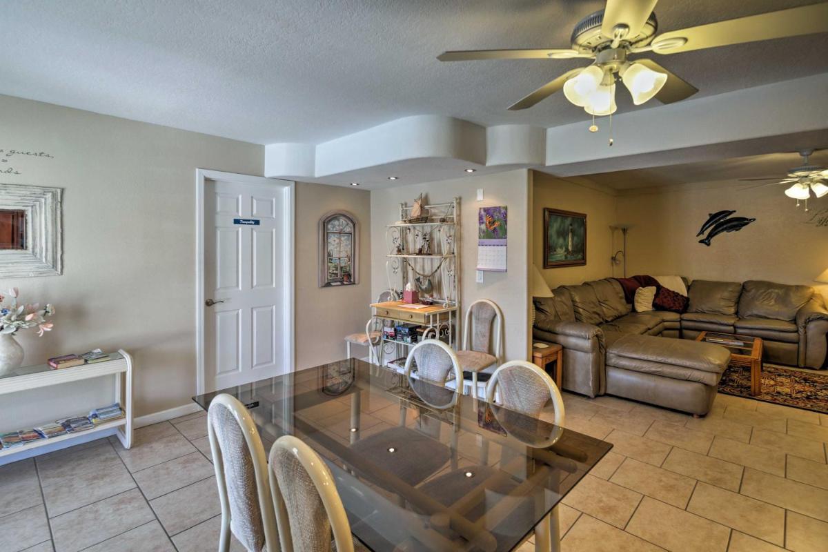 'Havasu Down Under' Family Condo with Pool and Hot Tub - image 2