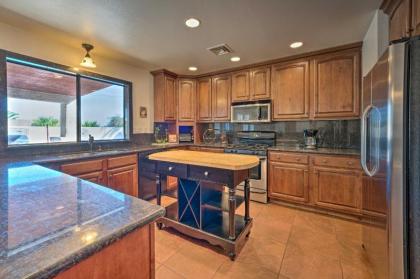 Desert Getaway with Putting Green and Pool Table! - image 5