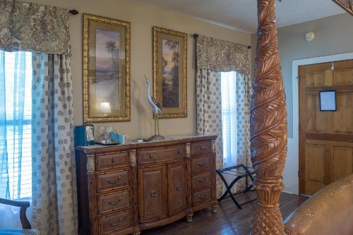 The Ann Stevens House - image 29