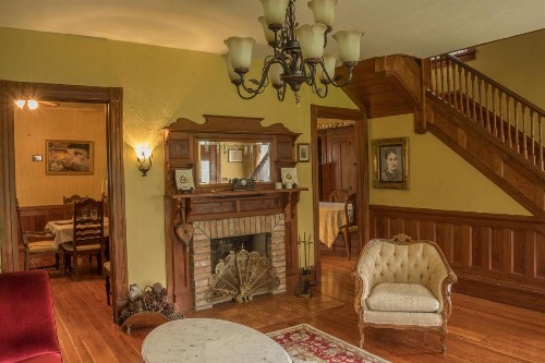 The Ann Stevens House - image 3