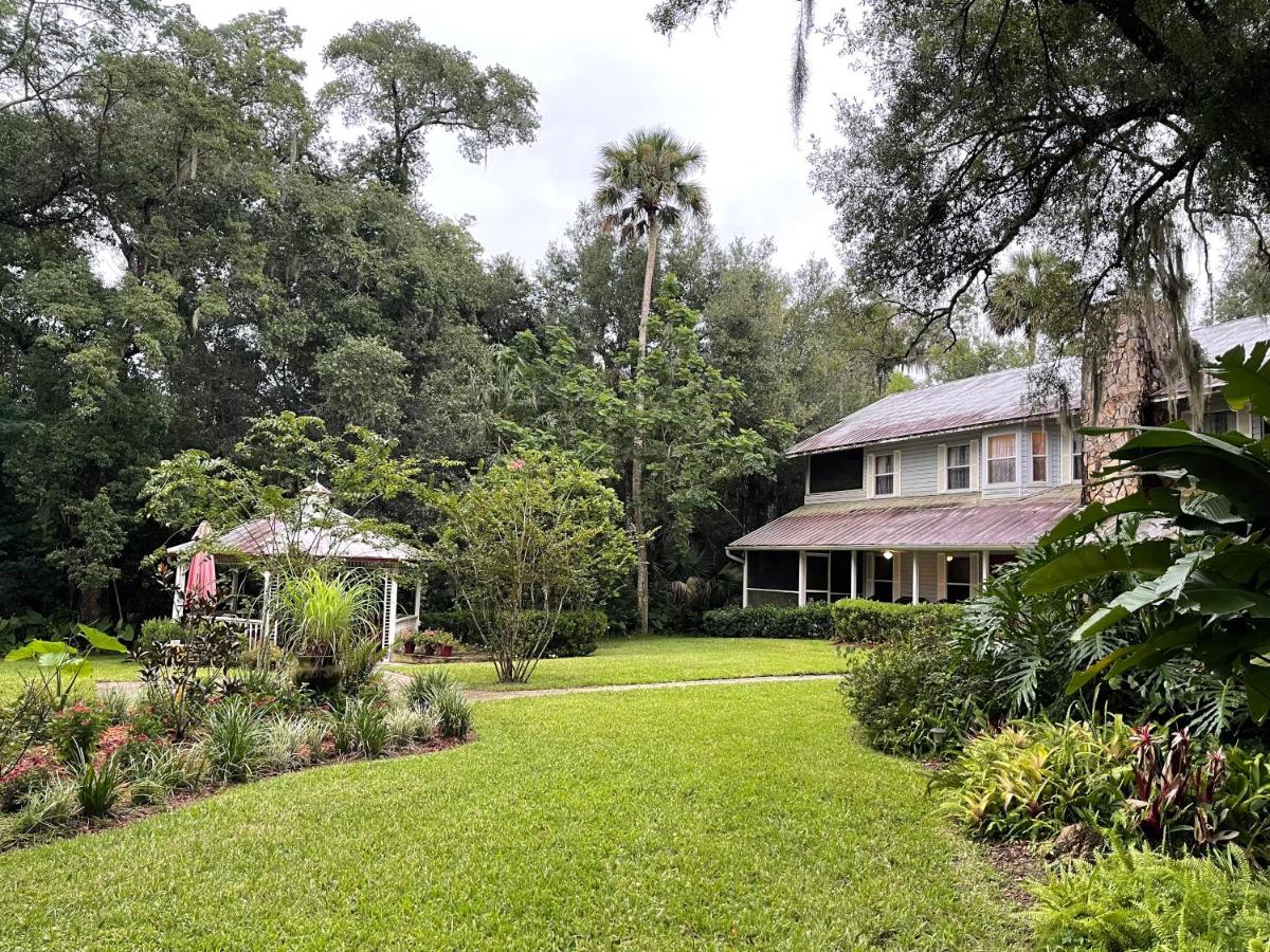 The Ann Stevens House - image 6