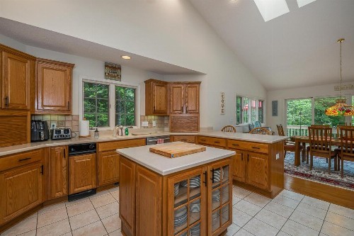 Woodland Retreat - image 5