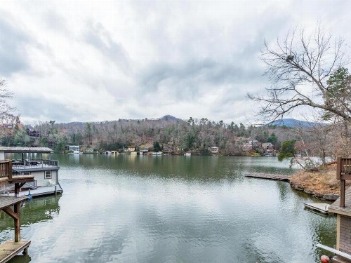 Serenity Lodge on Lake Lure