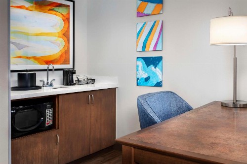 Hampton Inn & Suites at Colonial TownPark - image 14