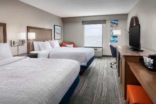 Hampton Inn & Suites at Colonial TownPark - image 16