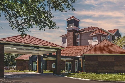 La Quinta by Wyndham Orlando Lake Mary - image 11