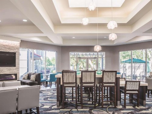 La Quinta by Wyndham Orlando Lake Mary - image 12
