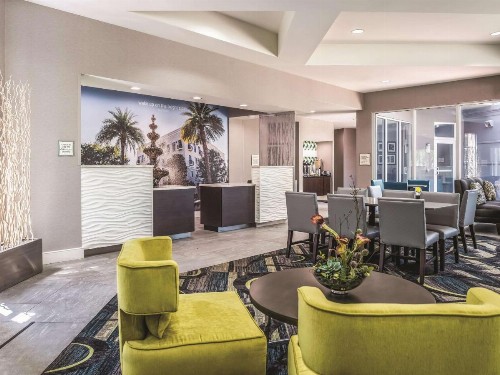 La Quinta by Wyndham Orlando Lake Mary - image 15
