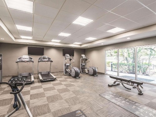 La Quinta by Wyndham Orlando Lake Mary - image 16