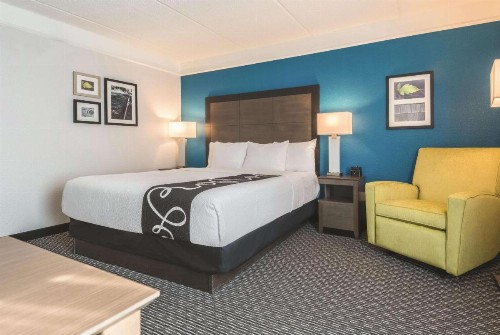 La Quinta by Wyndham Orlando Lake Mary - image 27