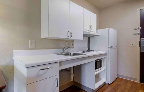 Extended Stay America Suites - Orlando - Lake Mary - 1036 Greenwood Blvd - image 15