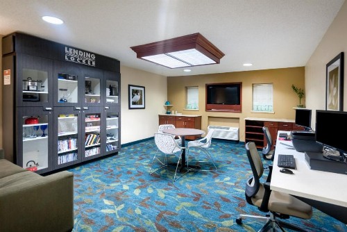 Candlewood Suites Lake Mary an IHG Hotel - image 12