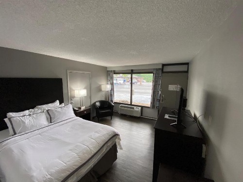 The Lodge at Port Arrowhead - image 19