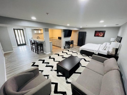 The Lodge at Port Arrowhead - image 2