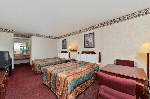 Americas Best Value Inn - Valdosta/Lake Park - image 5