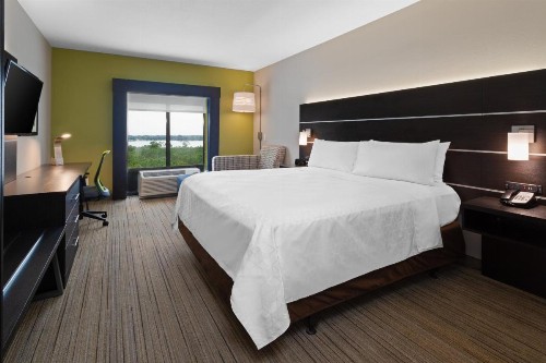 Holiday Inn Express Hotel & Suites Lake Placid an IHG Hotel - image 41