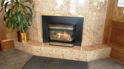 Super 8 by Wyndham South Lake Tahoe - image 3
