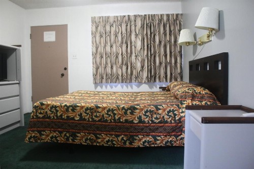 Thunderchief Inn - image 12