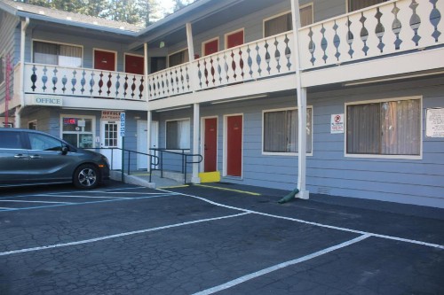 Thunderchief Inn - image 33