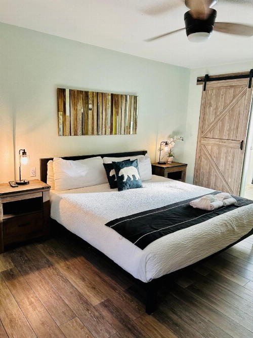 Alpenrose Inn - image 4