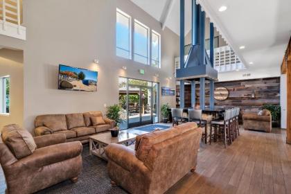 Beach Retreat & Lodge at Tahoe - image 9