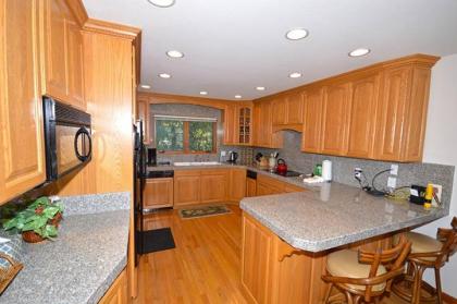 2203 White Sands - image 6