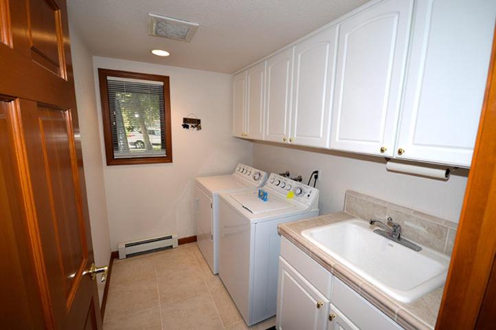 2203 White Sands - image 7