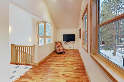 Custom Lake Tahoe Cottage House - image 6