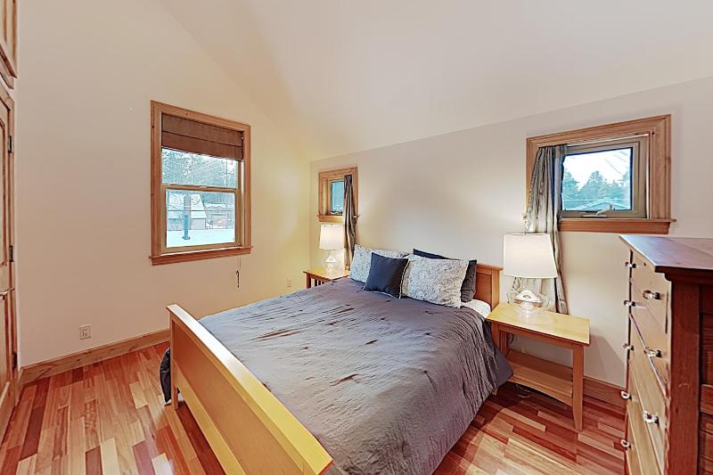Custom Lake Tahoe Cottage House - image 7