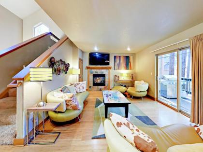 2275 Eloise Duplex