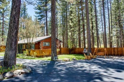 Spruce Grove Field and Stream Cabin Condo - image 12