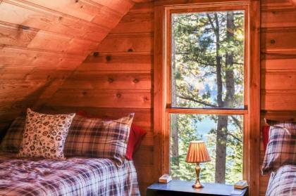 The Cherry Leaf Lodge & Retreat on Fallen Leaf Lake - image 2